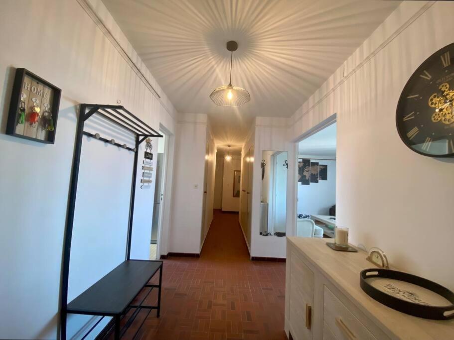 Le Buffel - Appartement 4 Chambres, Parking, Wi-Fi, Tram - 8Pers Montpellier Esterno foto